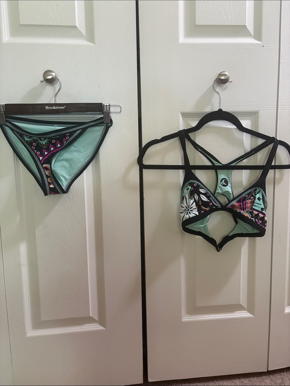 Mint Floral Cutout Bikini Set with Contrast Trim - Women's Swimwear